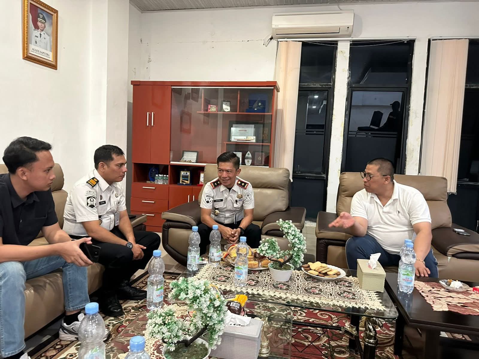 Wako Hendri saat silaturrahmi dengan Kepala Rutan.